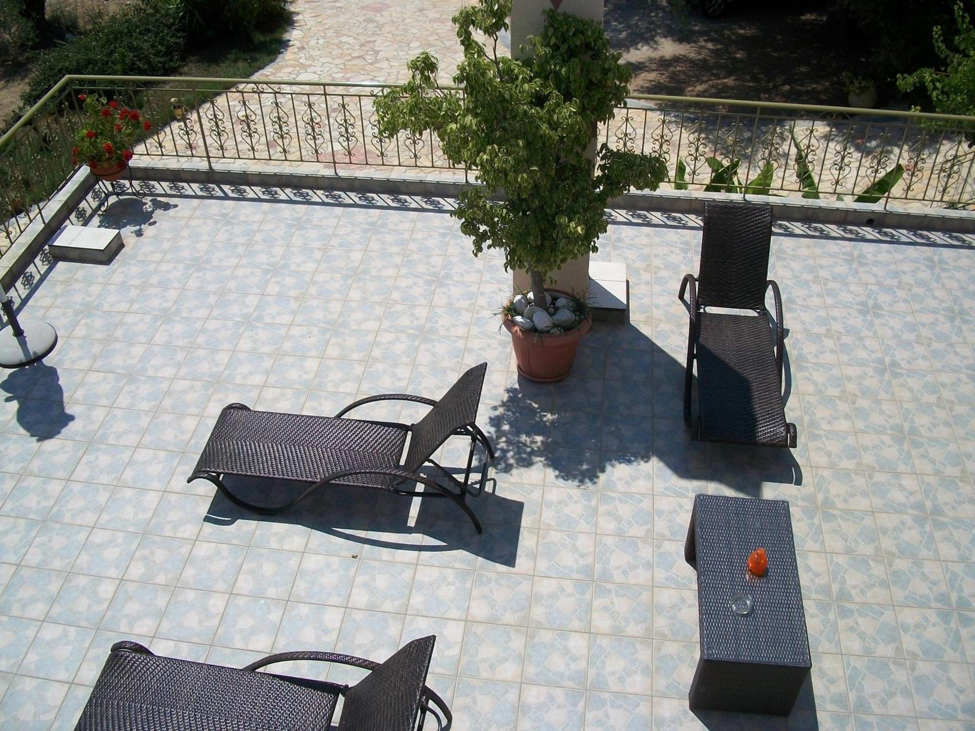 Ramona Apartment ลูร์ดฮาตา ภายนอก รูปภาพ