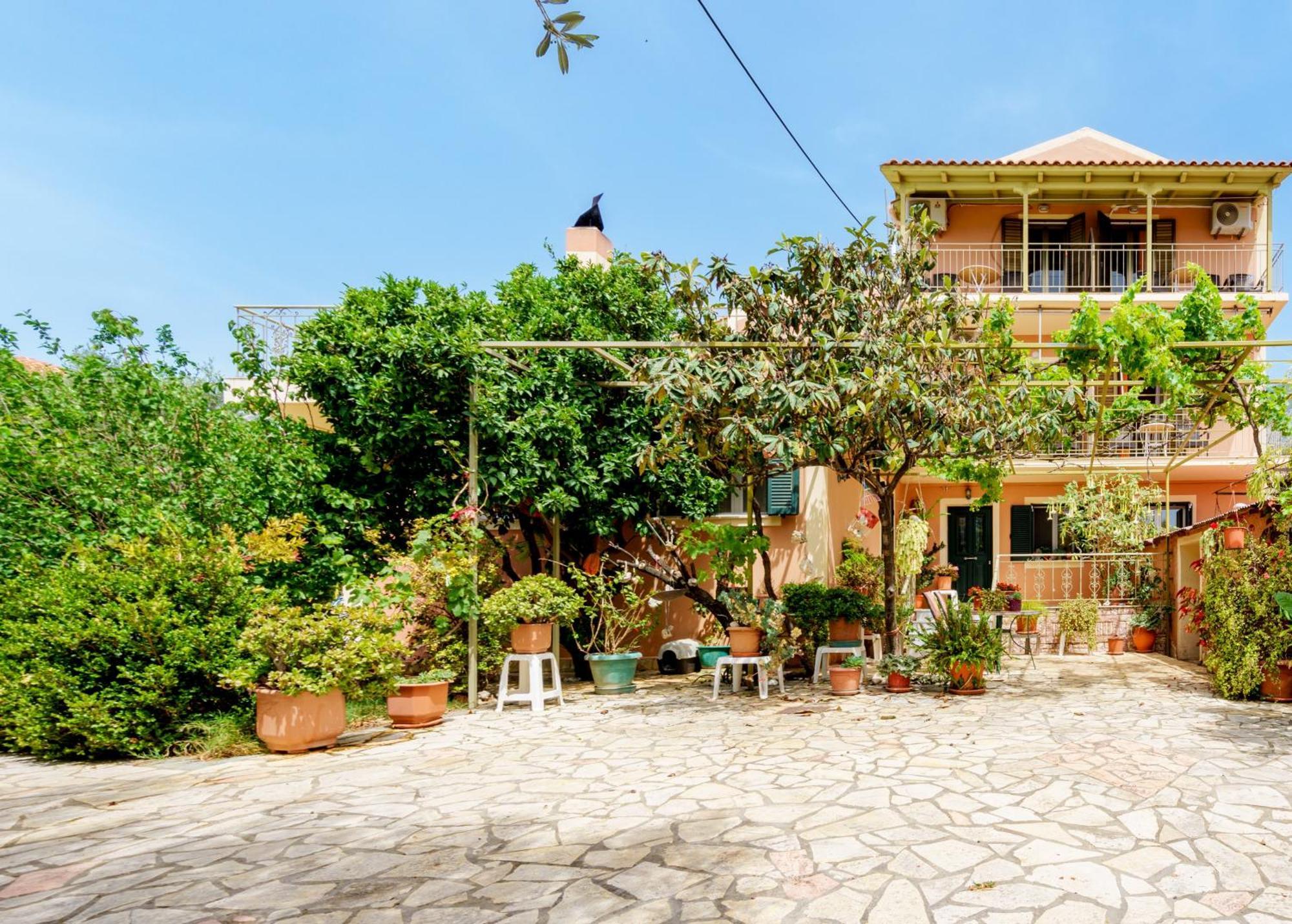 Ramona Apartment ลูร์ดฮาตา ภายนอก รูปภาพ